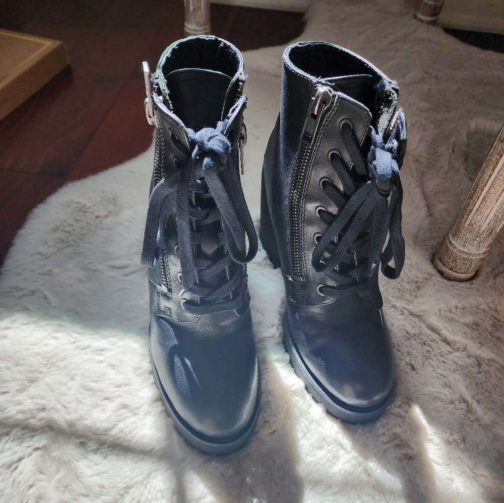 Black Lace-up Combat Boots With Thick Heel. Ash. Never Worn.